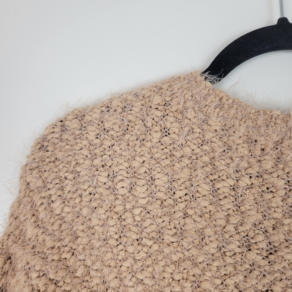 Splendid Sweater - Picture 7 of 10